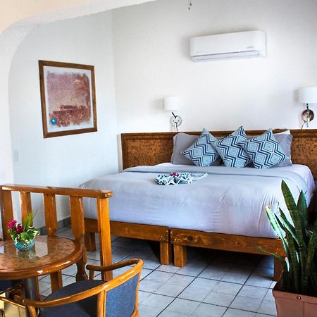 Buena Vista Oceanfront & Hot Springs Resort Buenavista  エクステリア 写真