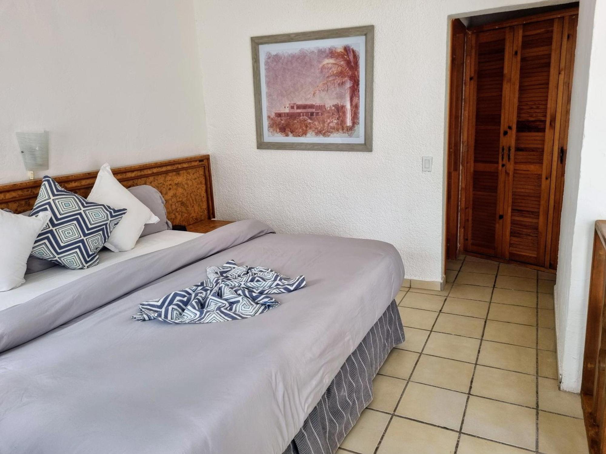 Buena Vista Oceanfront & Hot Springs Resort Buenavista  エクステリア 写真