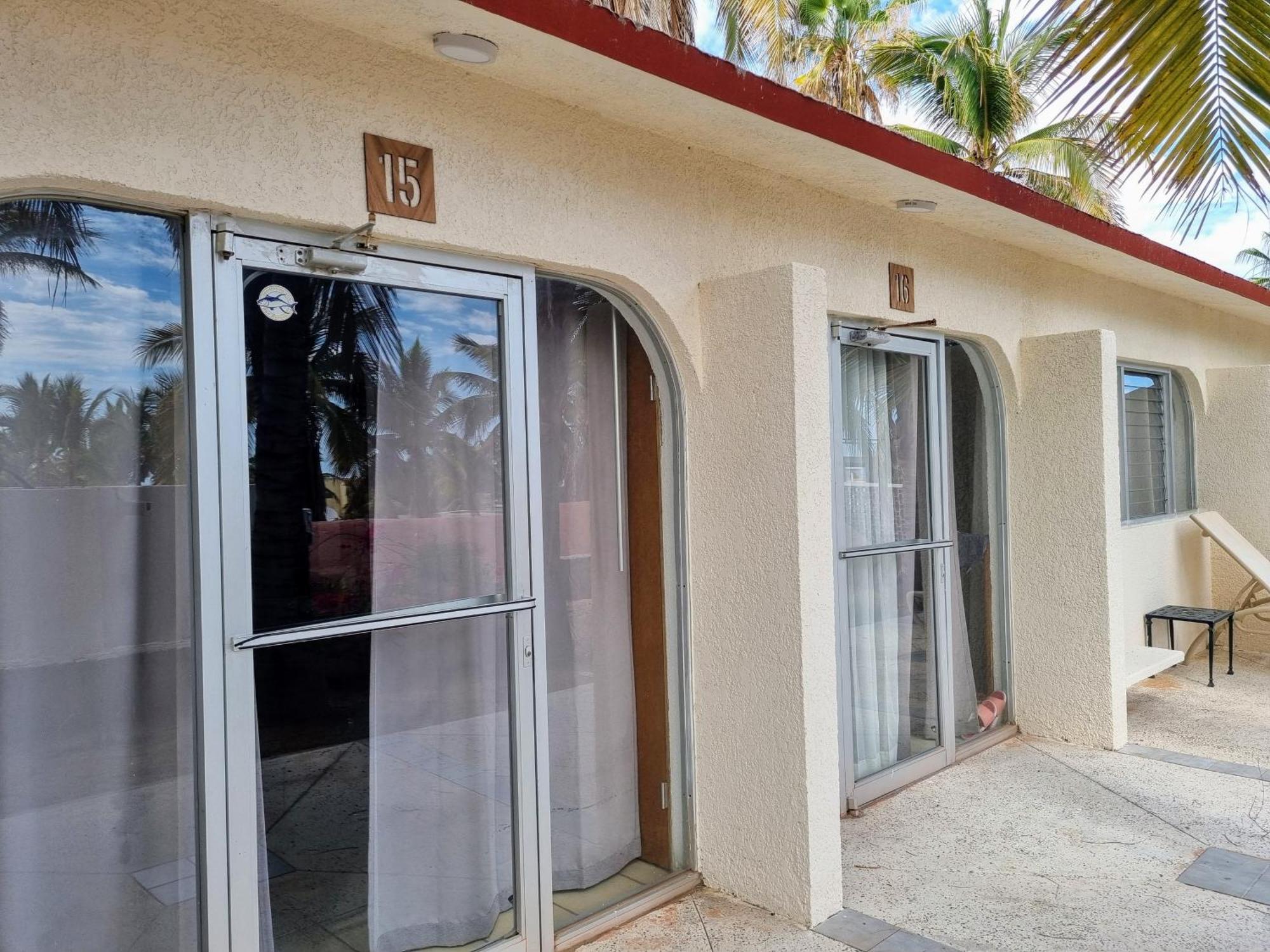 Buena Vista Oceanfront & Hot Springs Resort Buenavista  エクステリア 写真