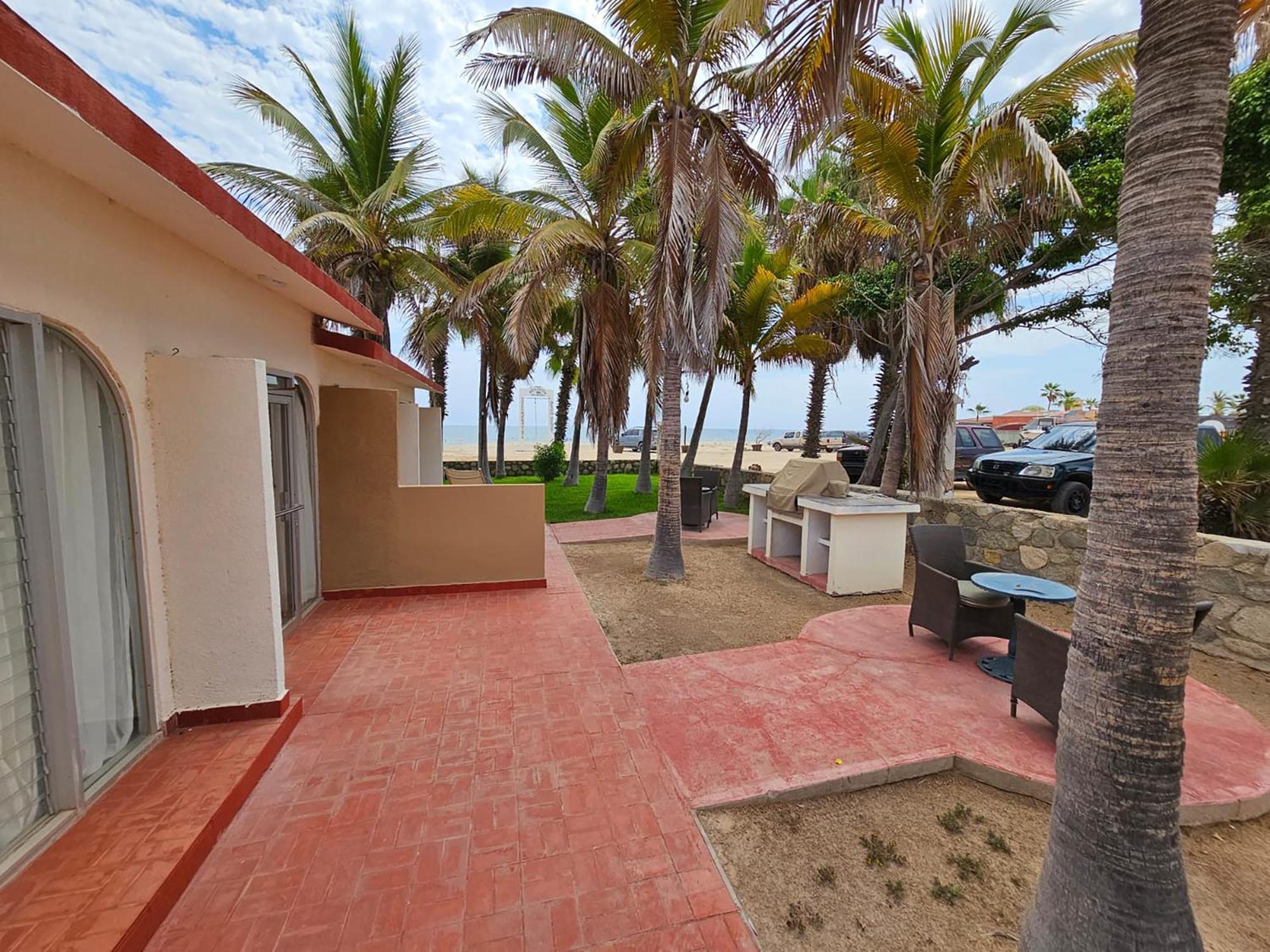 Buena Vista Oceanfront & Hot Springs Resort Buenavista  エクステリア 写真