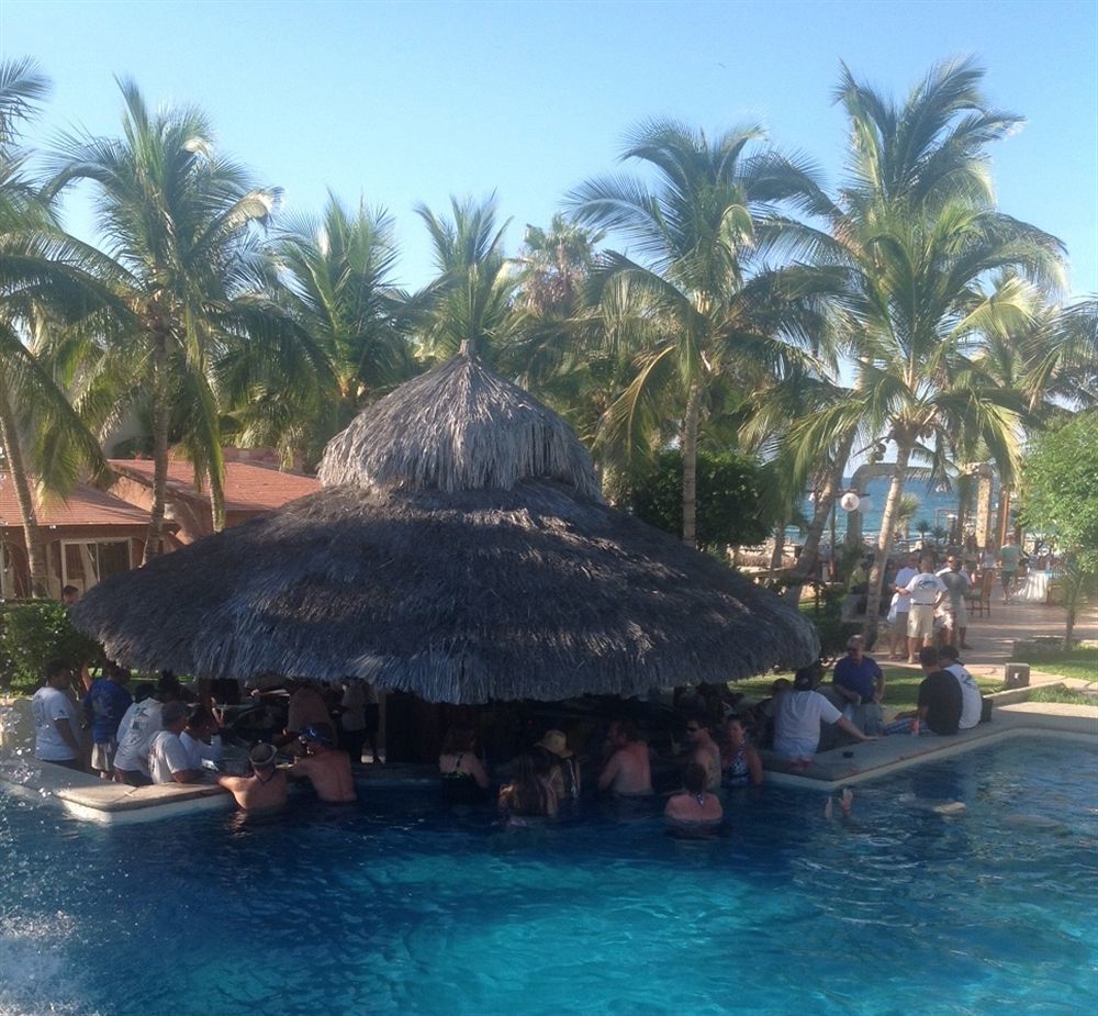 Buena Vista Oceanfront & Hot Springs Resort Buenavista  エクステリア 写真