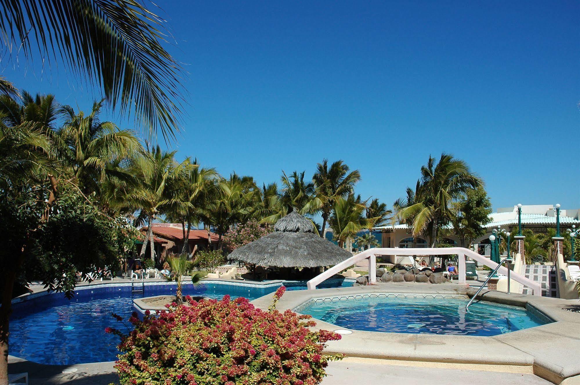 Buena Vista Oceanfront & Hot Springs Resort Buenavista  エクステリア 写真